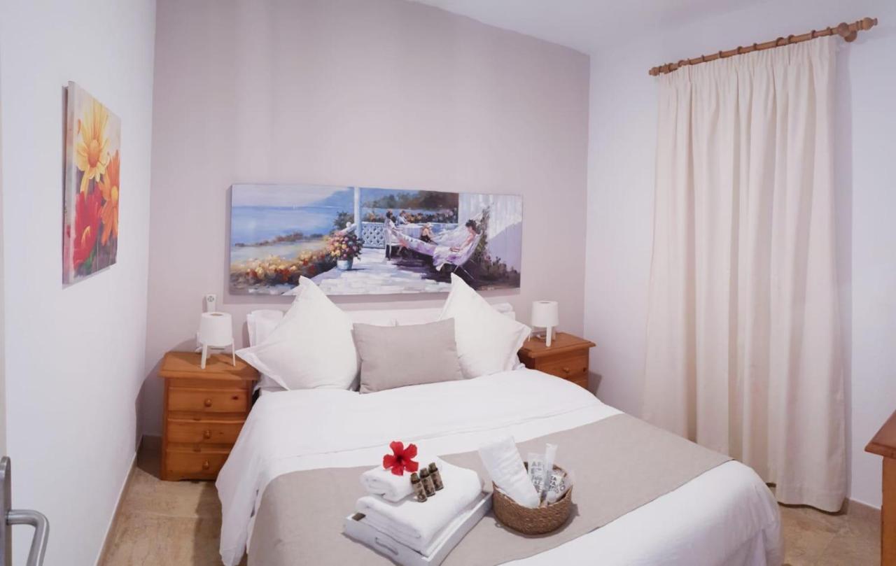 Apartamentos Ses Orenetes Cala'N Blanes  Dış mekan fotoğraf